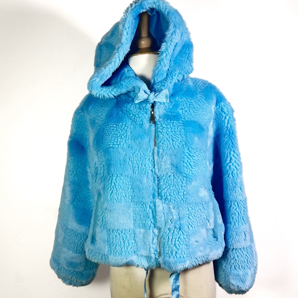 By Anthropologie Cropped Faux Fur Hoodie Jacket NWT - Picture 10 of 13